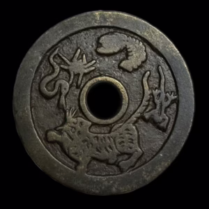 Liu Hai playing with the golden toad on the front and the Five Venoms on the back