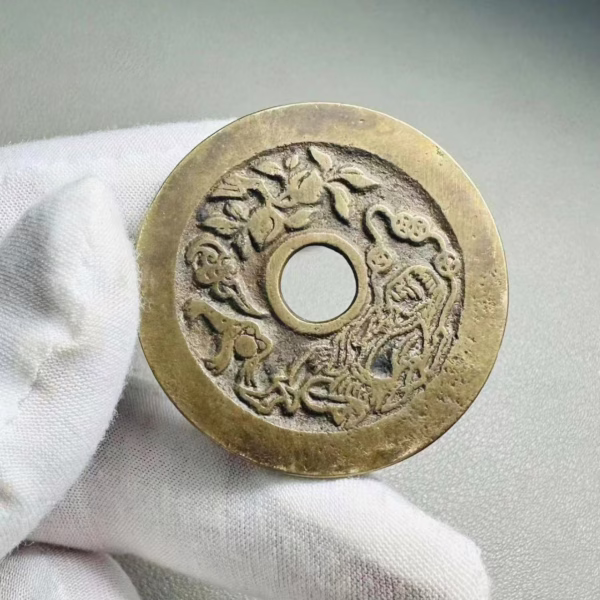 A house full of gold and jade, long life, wealth and honor; Liu Hai playing with the golden toad