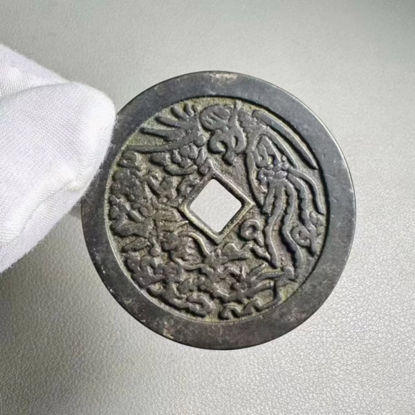 Zhengde's Admiration for the Phoenix, Harmony between the Dragon and the Phoenix